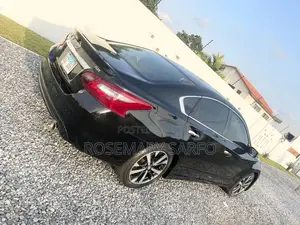Nissan Altima 2.5 SR 2017 Black