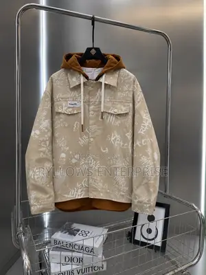 Men’s Premium Hoodie – Available in Different Sizes