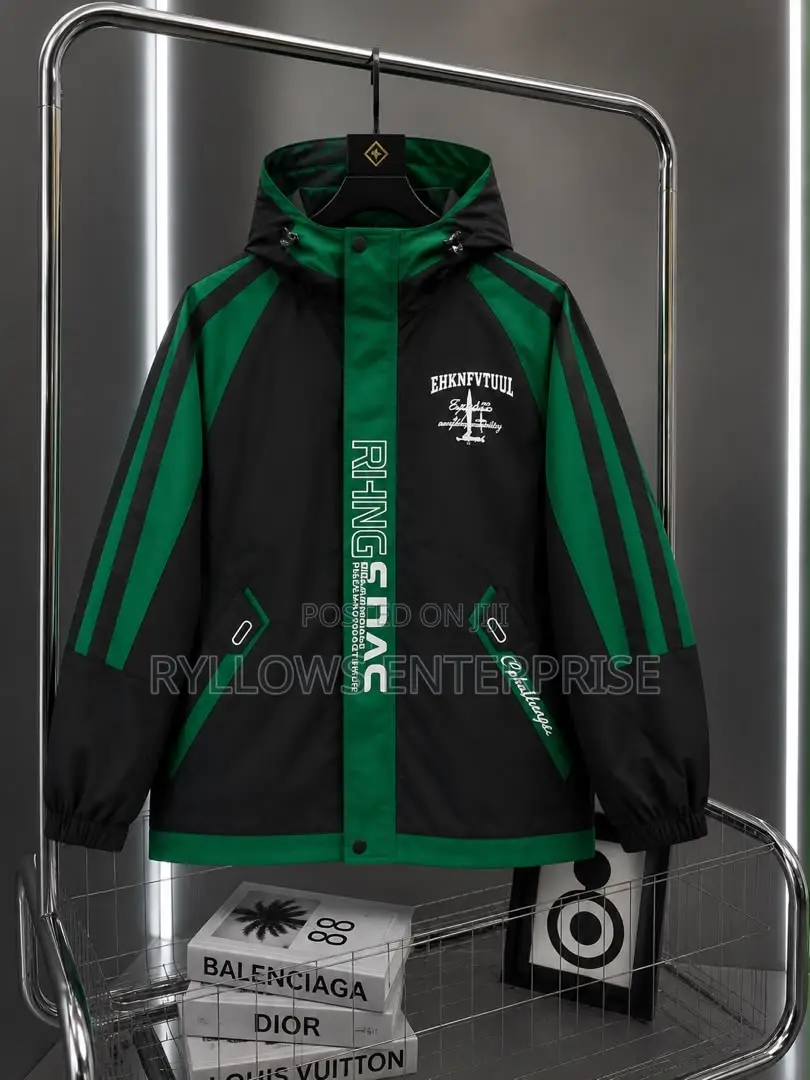 Men’s Premium Hoodie – Available in Different Sizes