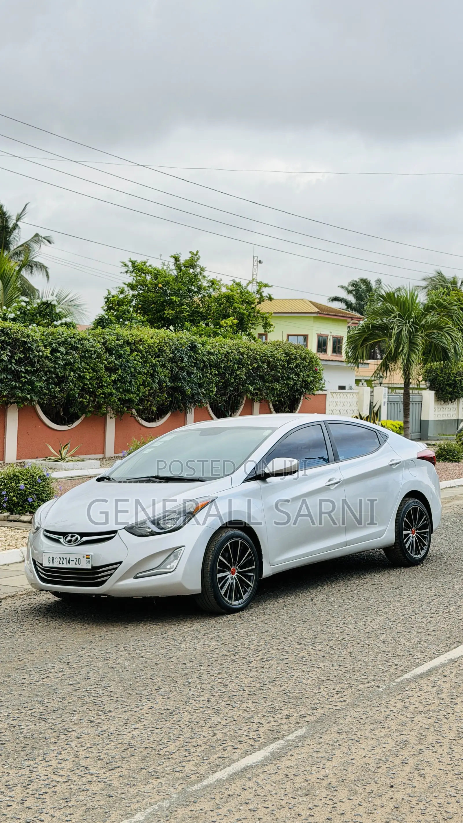 Hyundai Elantra Limited 4dr Sedan (1.8L 4cyl 6A) 2015 Gray