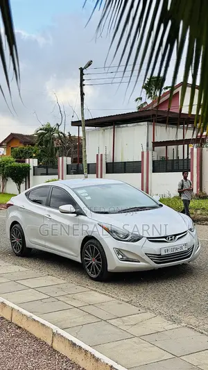 Hyundai Elantra Limited 4dr Sedan (1.8L 4cyl 6A) 2015 Gray