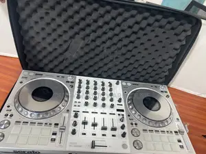 Pioneer DDJ 1000srt White Edition With Bag