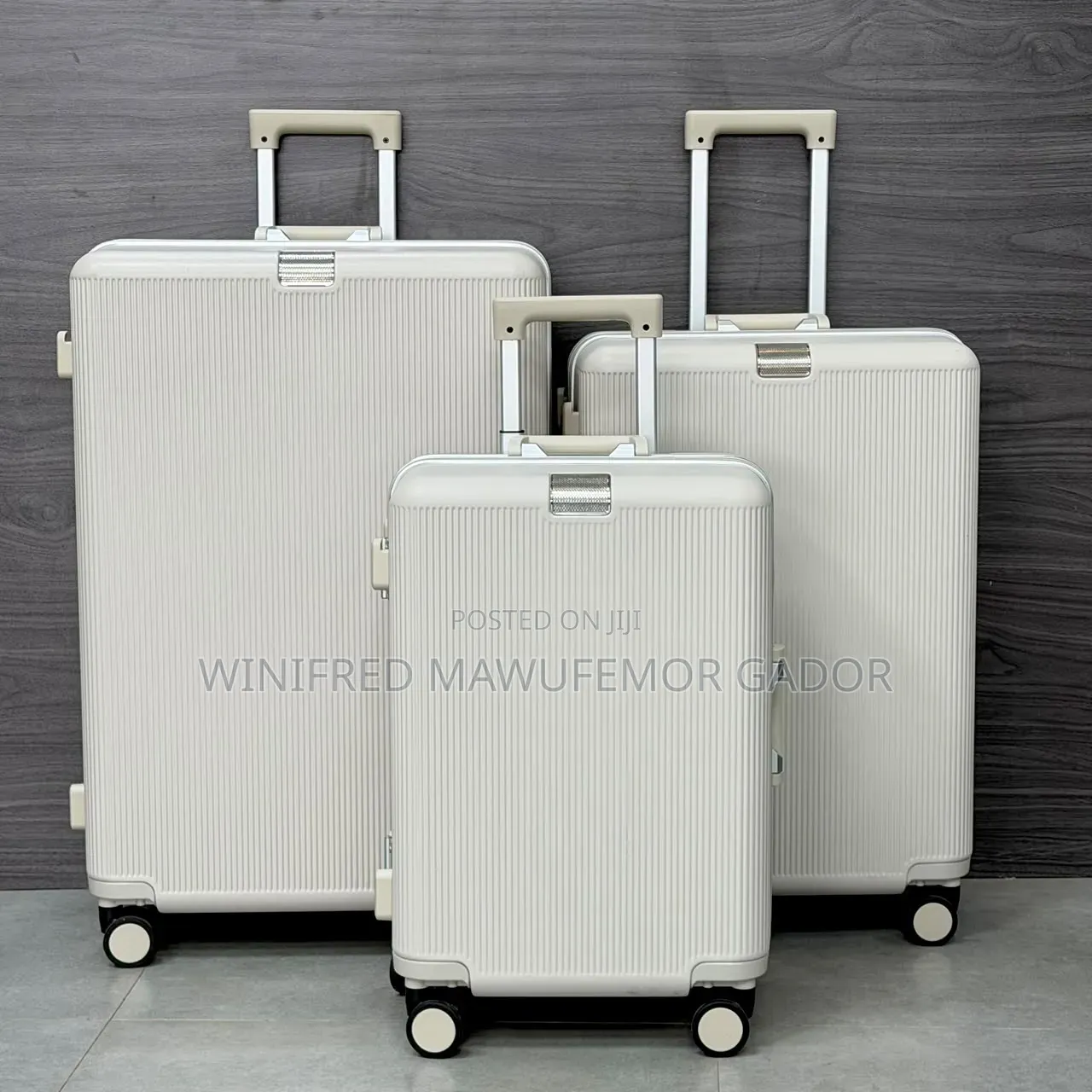 Executive Hard Shell Travel Suitcase | 20", 24", 28" Luggage