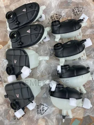 Expansion Tank Fit Mercedes-Benz C300 C250 CLA250