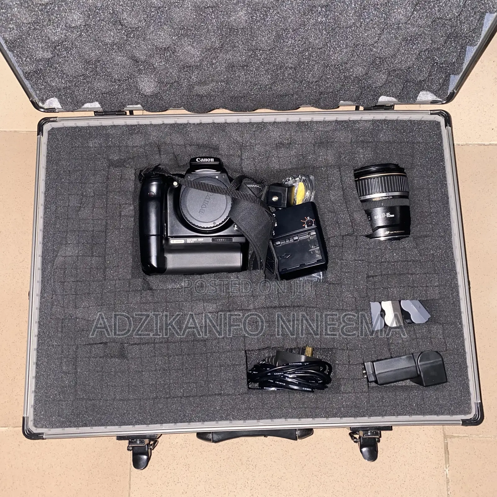 Canon EOS 300D DSLR Camera + Canon 17-85mm IS USM Lens + Battery Grip