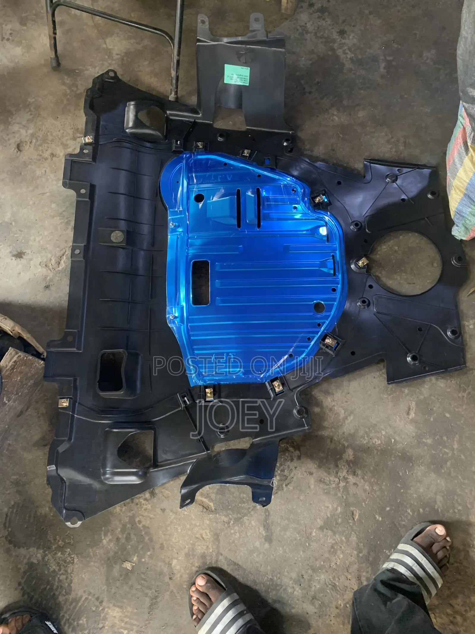 CRV 2017/18/19/20 Under Cover Panel