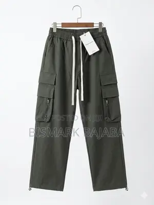 Men’s Premium Black Cargo Pants With Drawstring