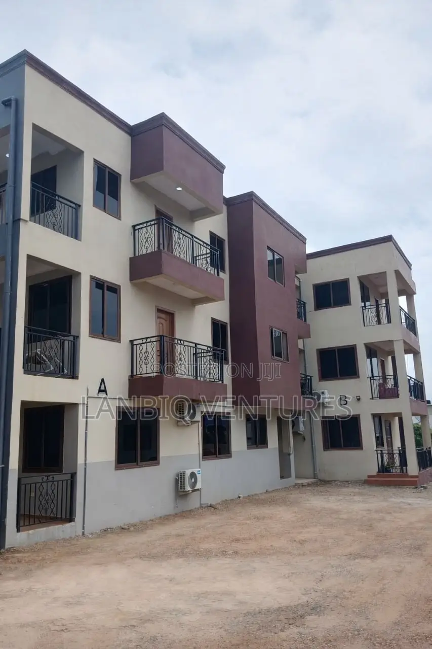 2bdrm Apartment in Madina for rent