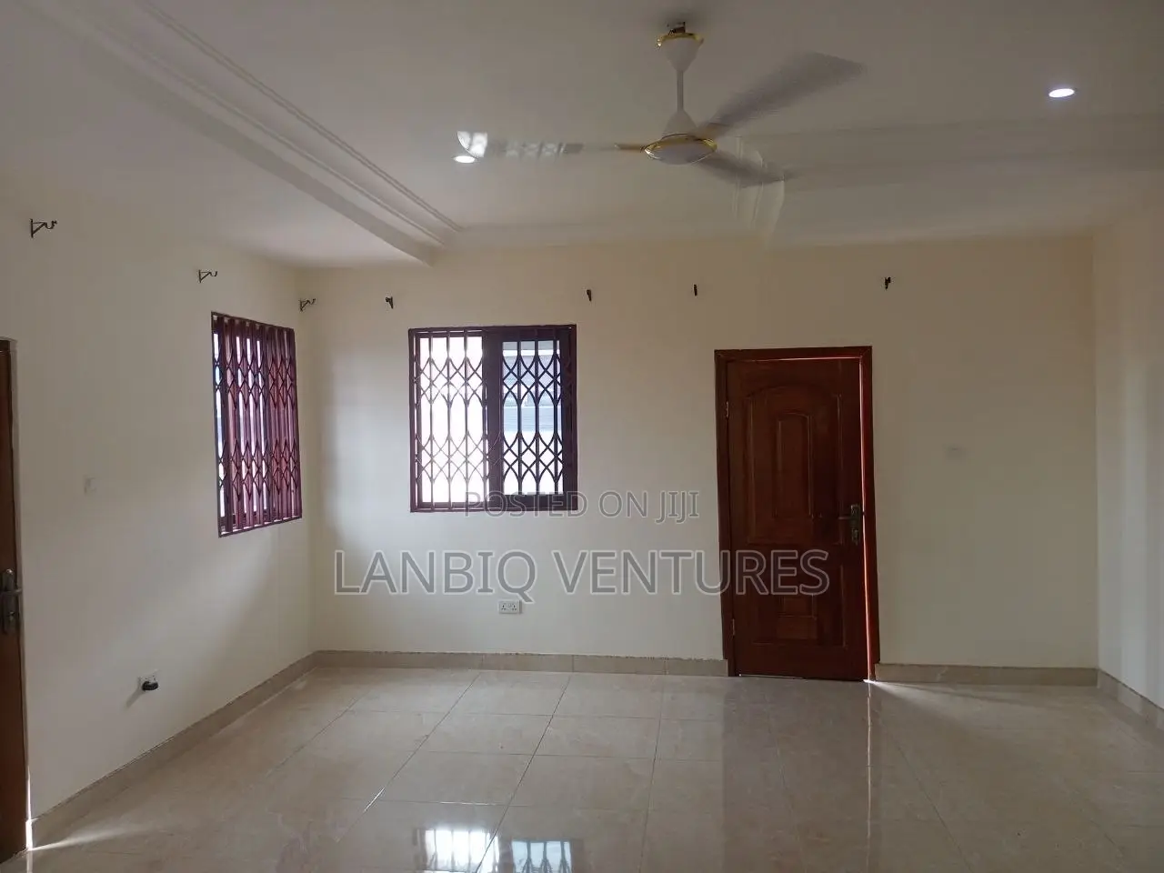 2bdrm Apartment in Madina for rent