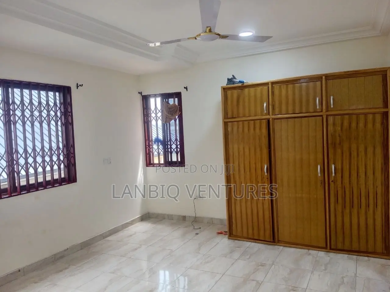 2bdrm Apartment in Madina for rent