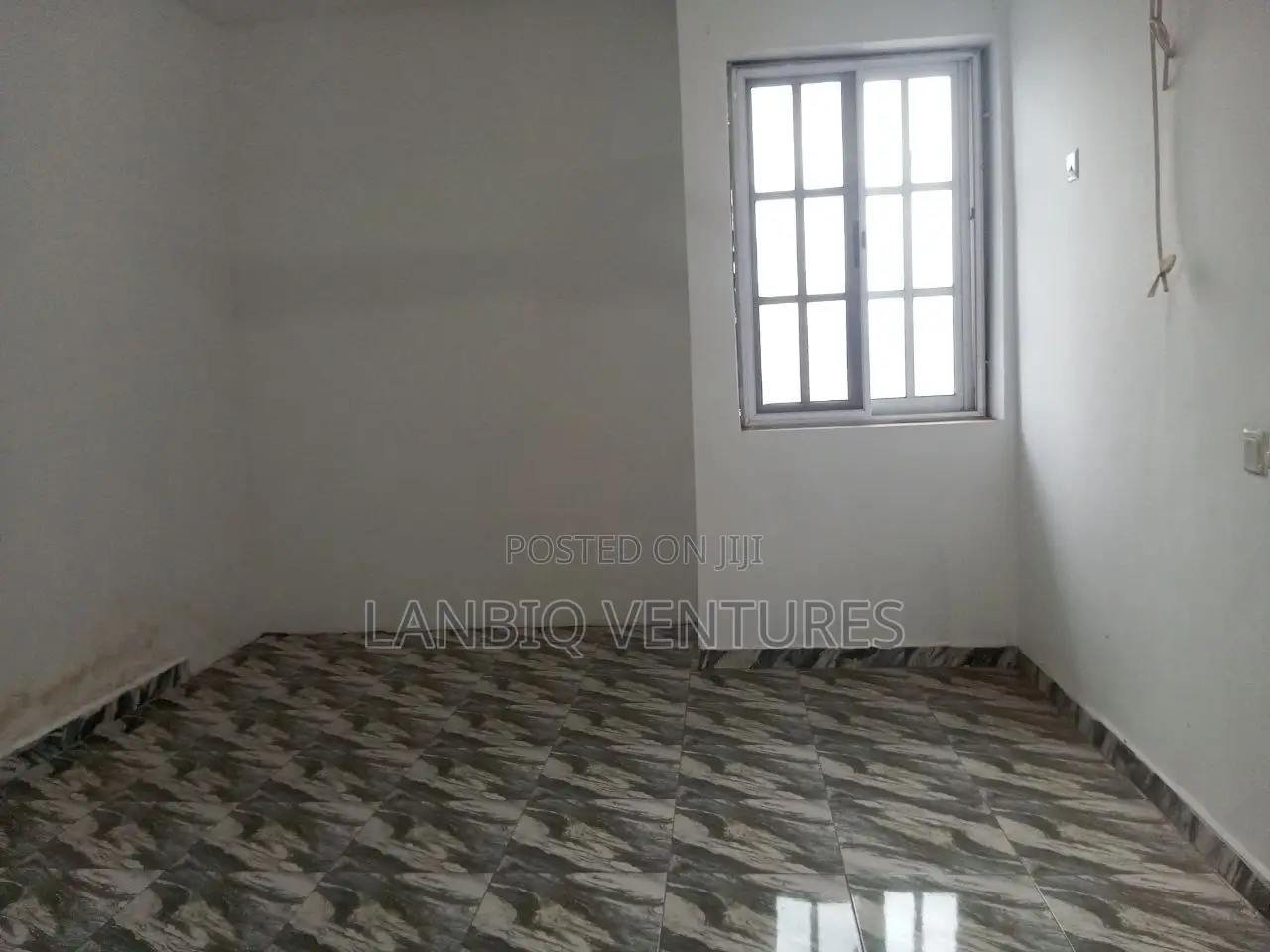 2bdrm Apartment in Madina for rent