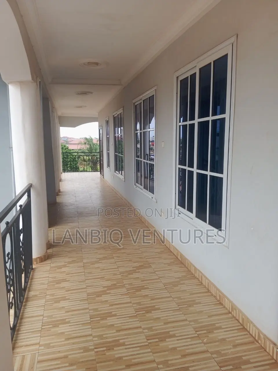 2bdrm Apartment in Madina for rent