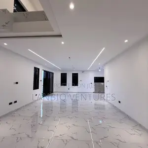 4bdrm House in Pokuase for sale
