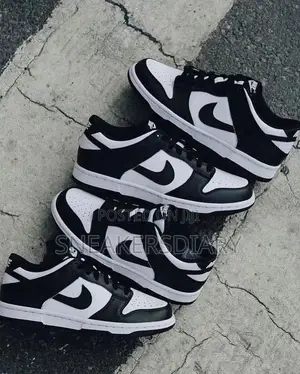 Dunks Panda Black and White