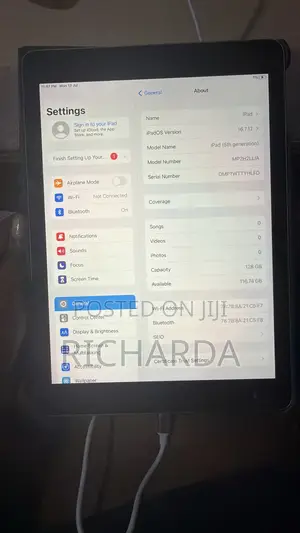 Apple iPad 5 (2022) 64 GB Silver