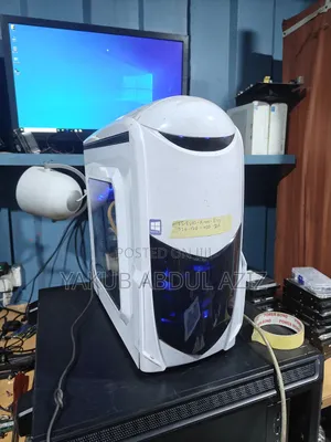 Desktop Computer Asus 8GB Intel Core i5 HDD+SSD 1T
