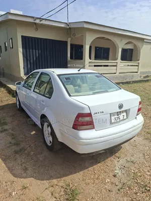 Volkswagen Jetta 2002 White