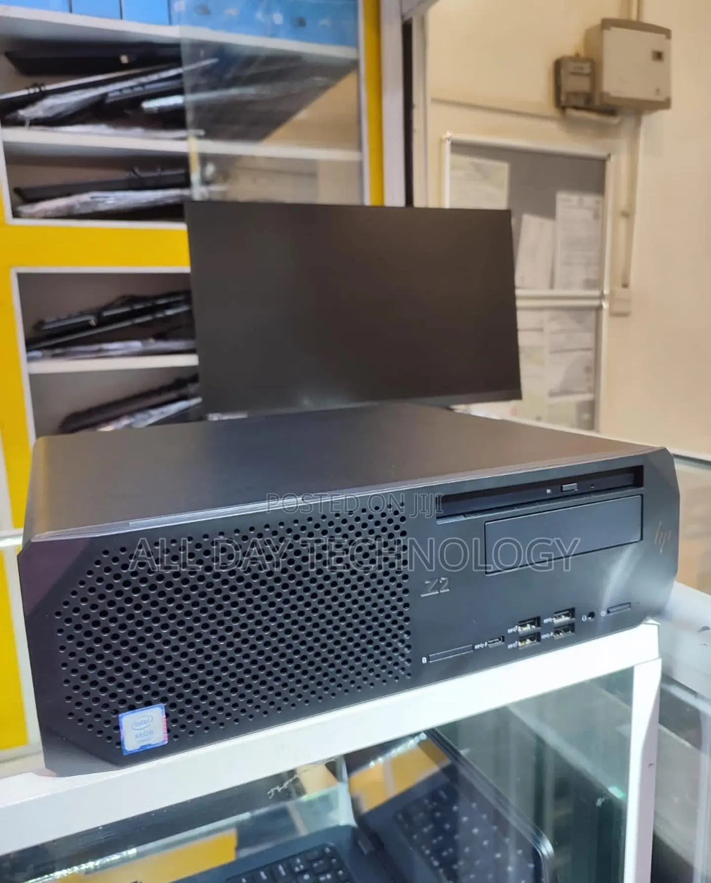 Desktop Computer HP Z2 G5 SFF 32GB Intel Core i7 HDD 1T