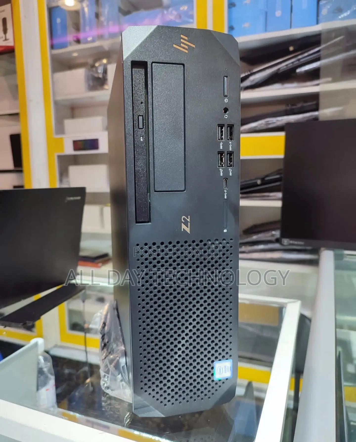 Desktop Computer HP Z2 G5 SFF 32GB Intel Core i7 HDD 1T