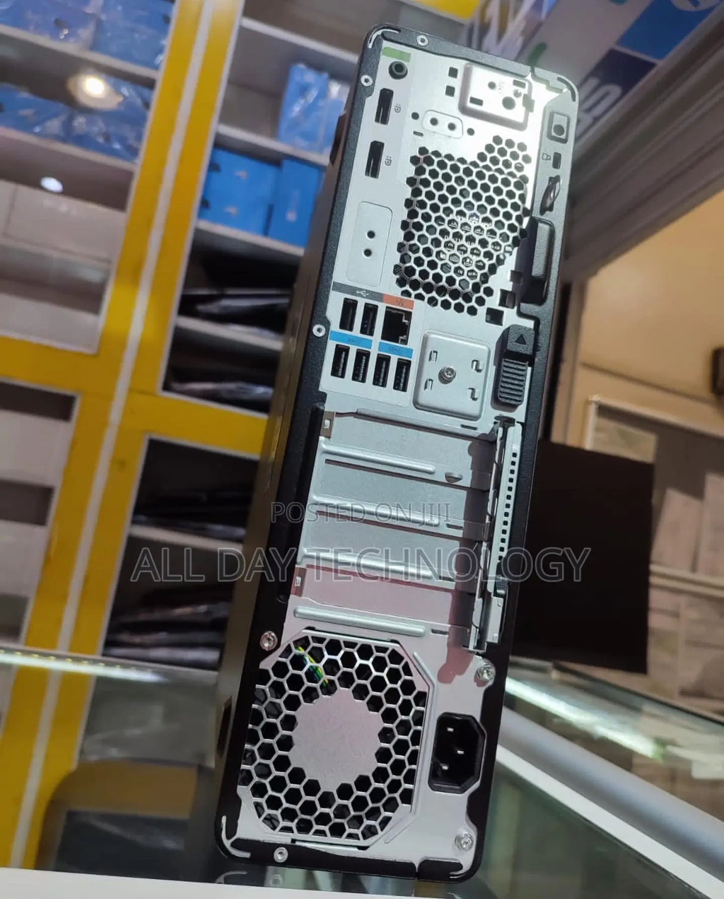 Desktop Computer HP Z2 G5 SFF 32GB Intel Core i7 HDD 1T