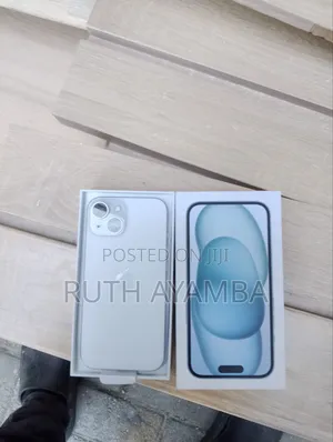 New Apple iPhone 15 128 GB Silver
