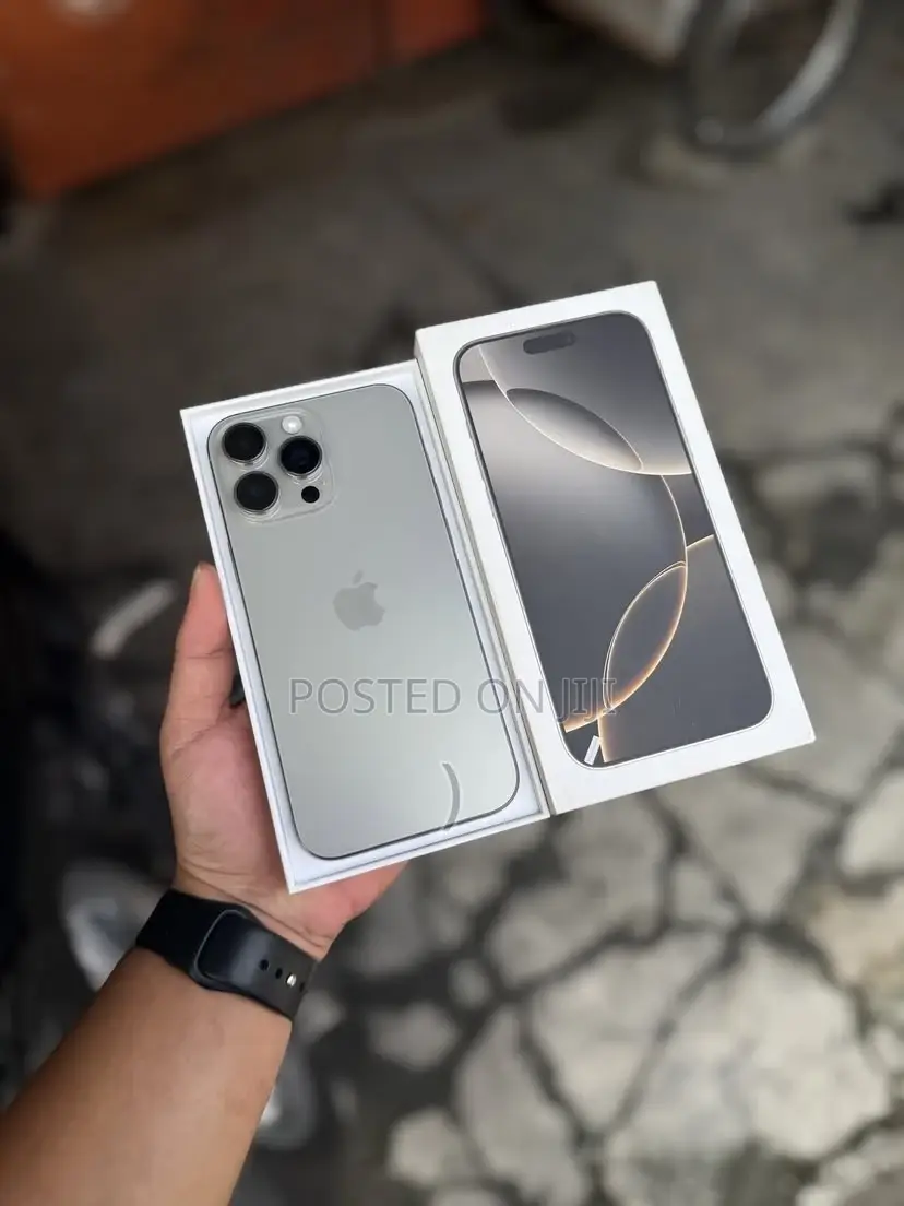 Apple iPhone 16 Pro Max 256 GB Silver