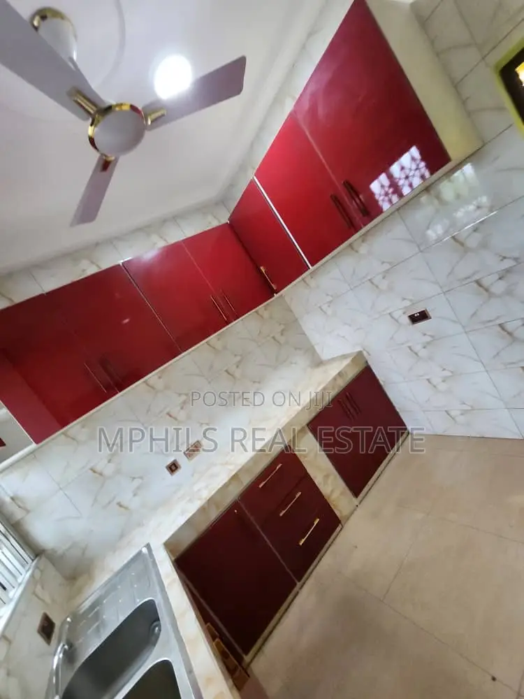 2bdrm Apartment in Mphils Real Estate, Manhean for rent