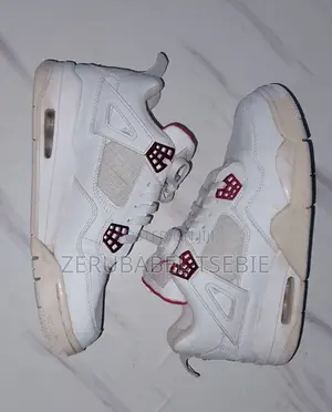 Air Jordan 4