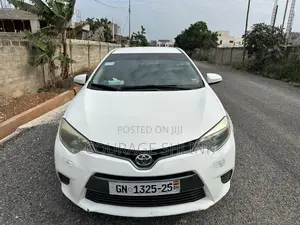 Toyota Corolla LE Eco 4dr Sedan (1.8L 4cyl CVT) 2016 White