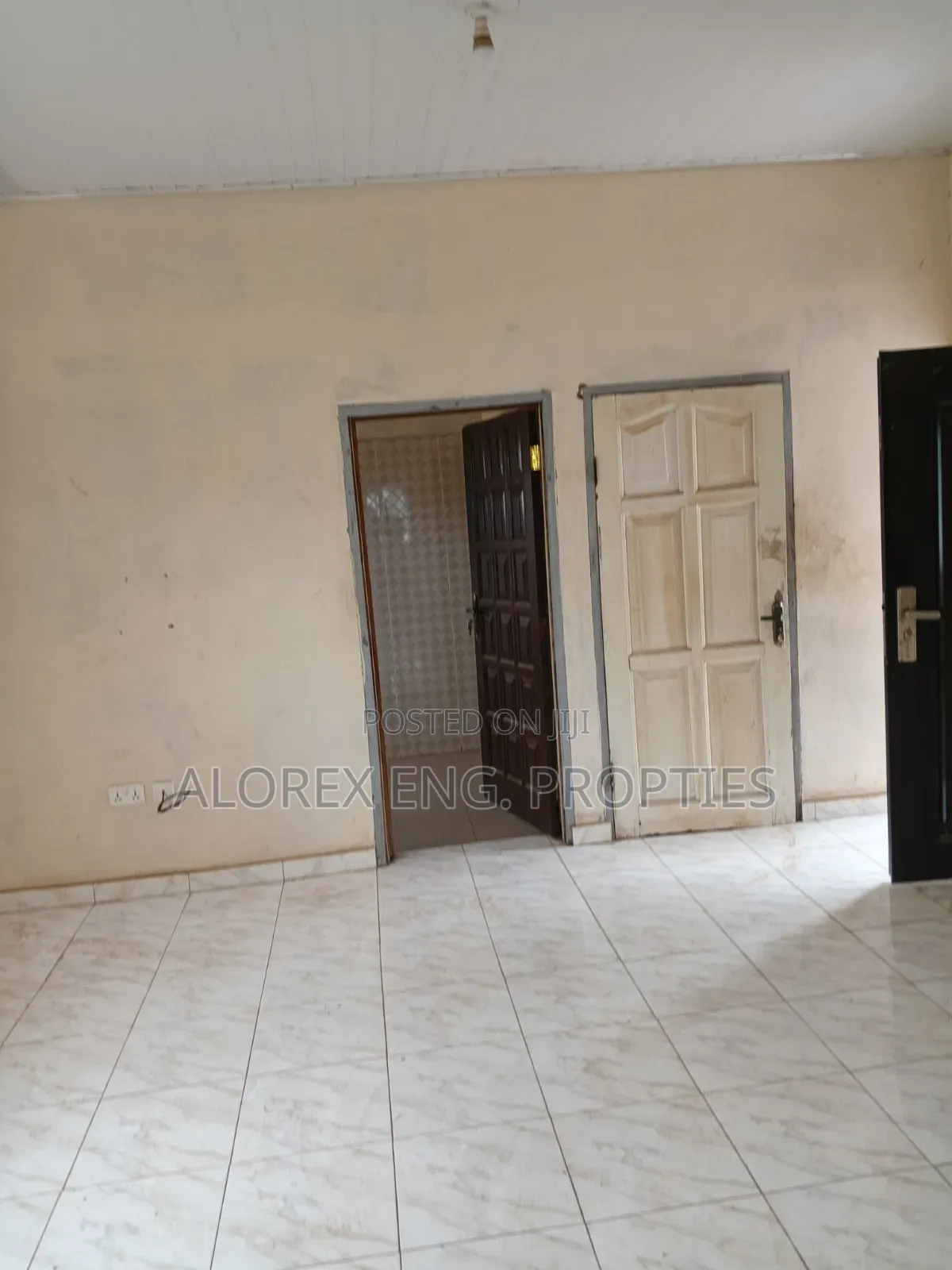 1bdrm Apartment in Oyibi, Valley View Area for rent