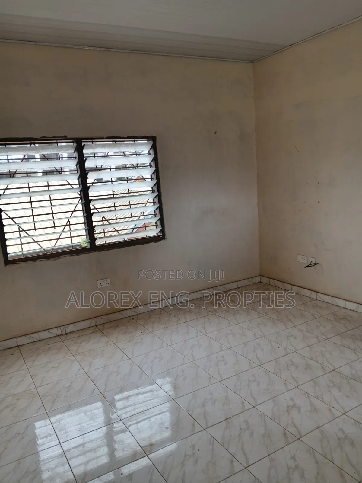 1bdrm Apartment in Oyibi, Valley View Area for rent