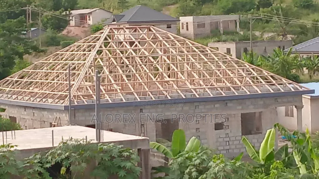 5bdrm House in Dodowa, Police Station for sale