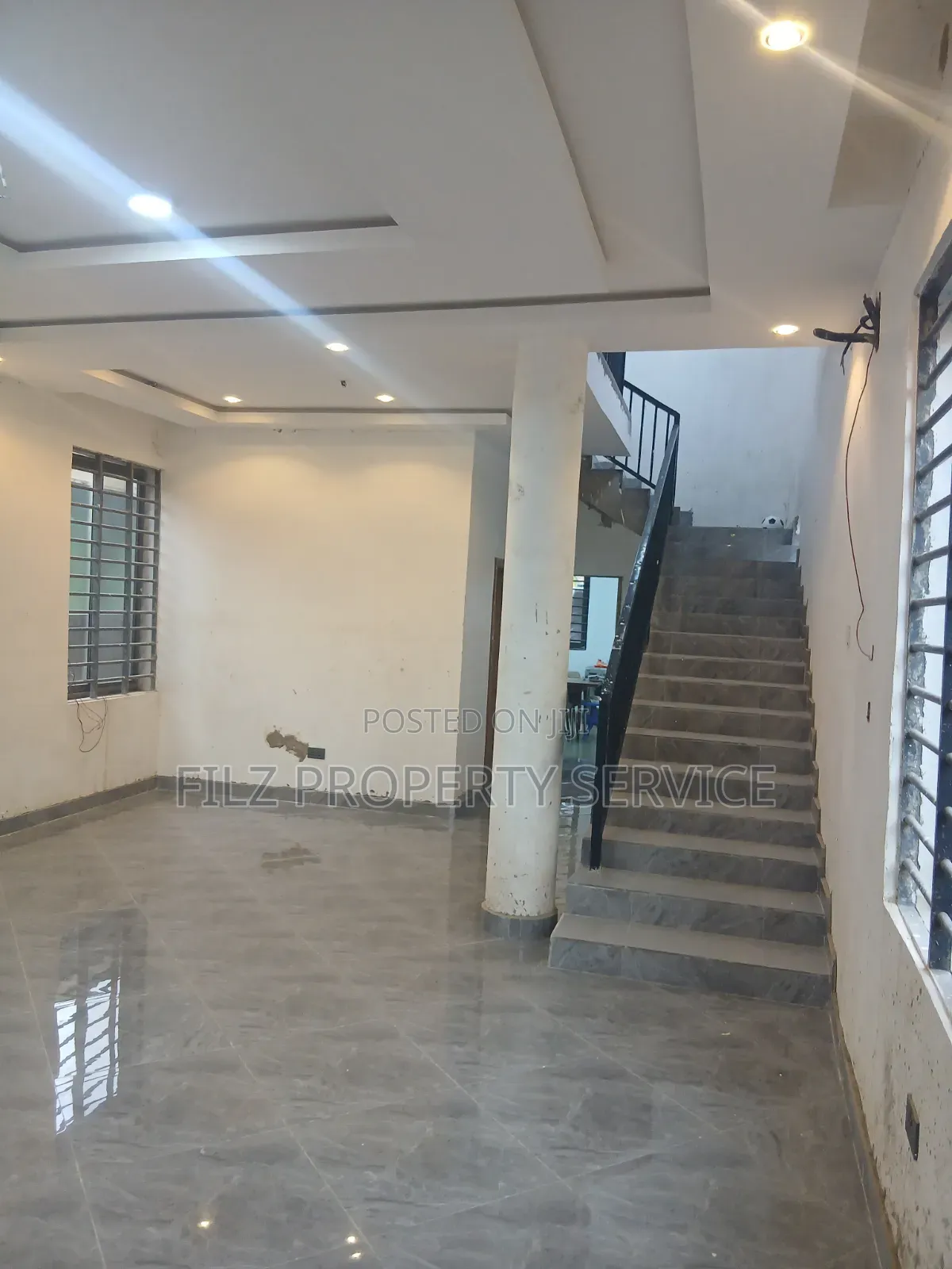 3bdrm House in Academic City, Asore Junction for sale