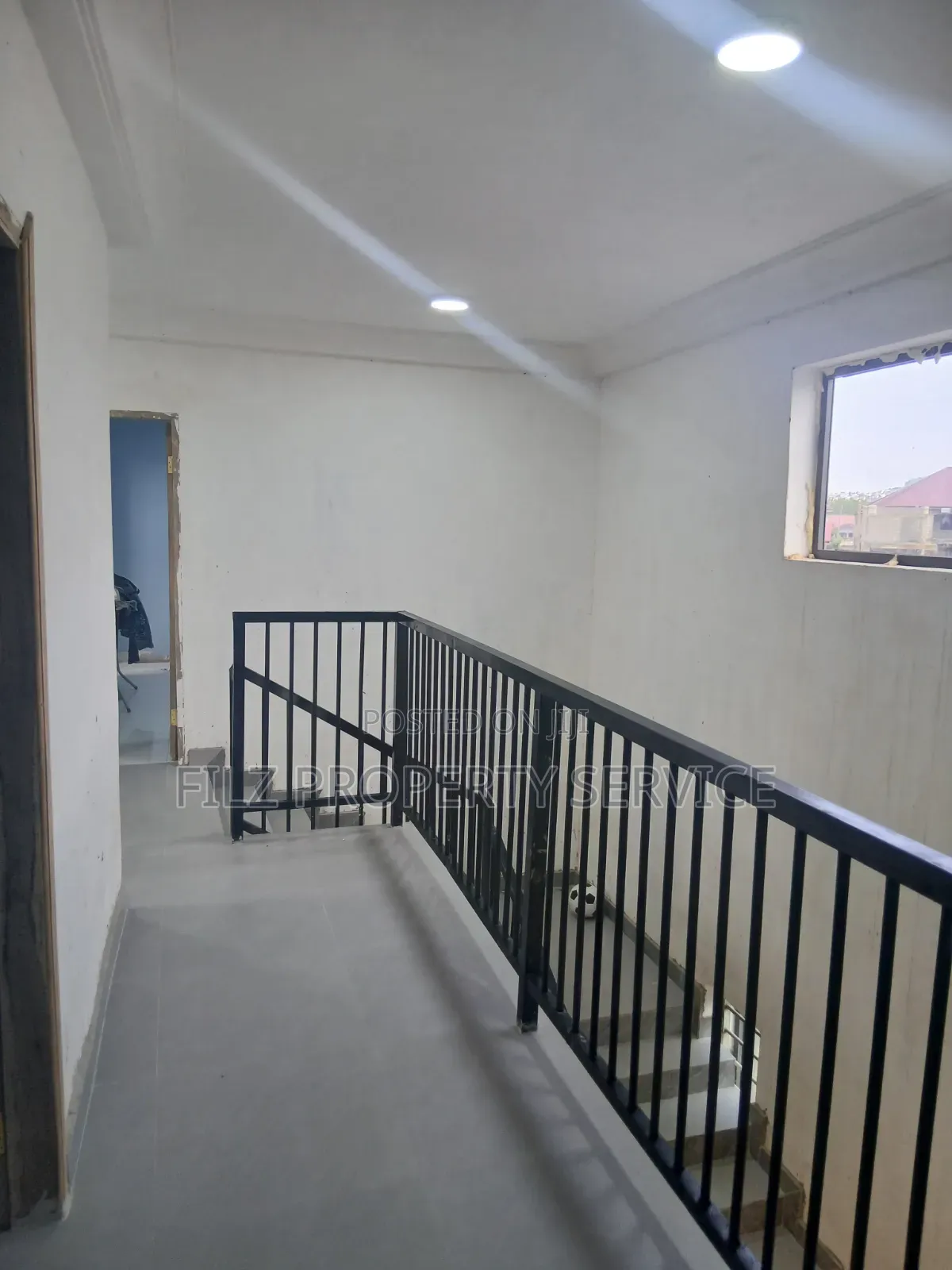3bdrm House in Academic City, Asore Junction for sale
