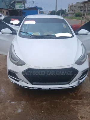 Hyundai Elantra 2015 White