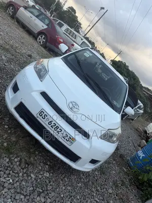 Toyota Starlet 2012 White
