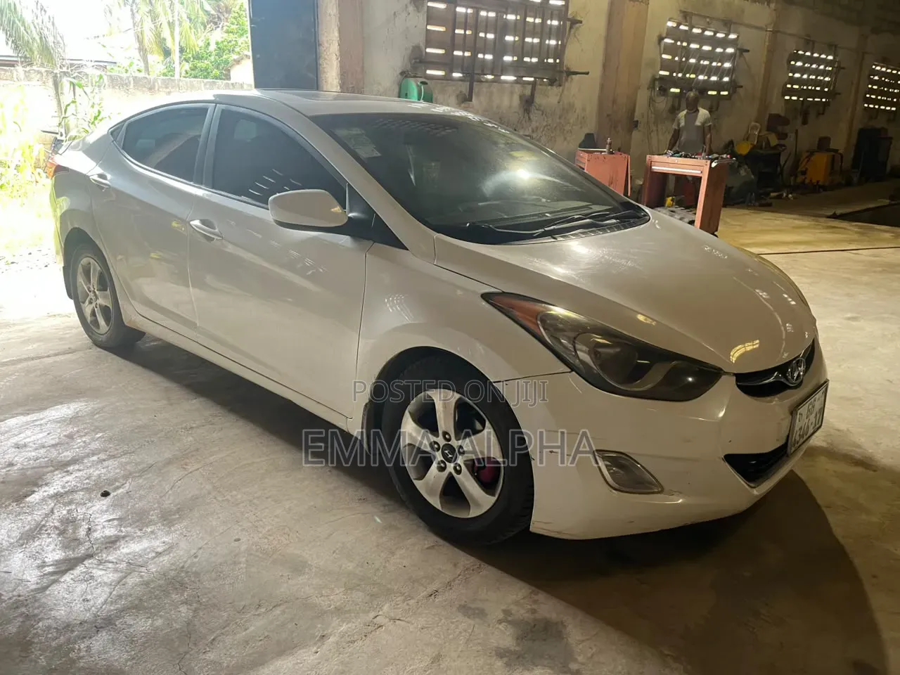 Hyundai Elantra 2013 White