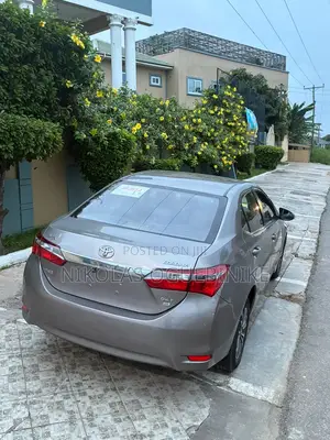 Toyota Corolla 2018 Gray