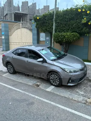 Toyota Corolla 2018 Gray