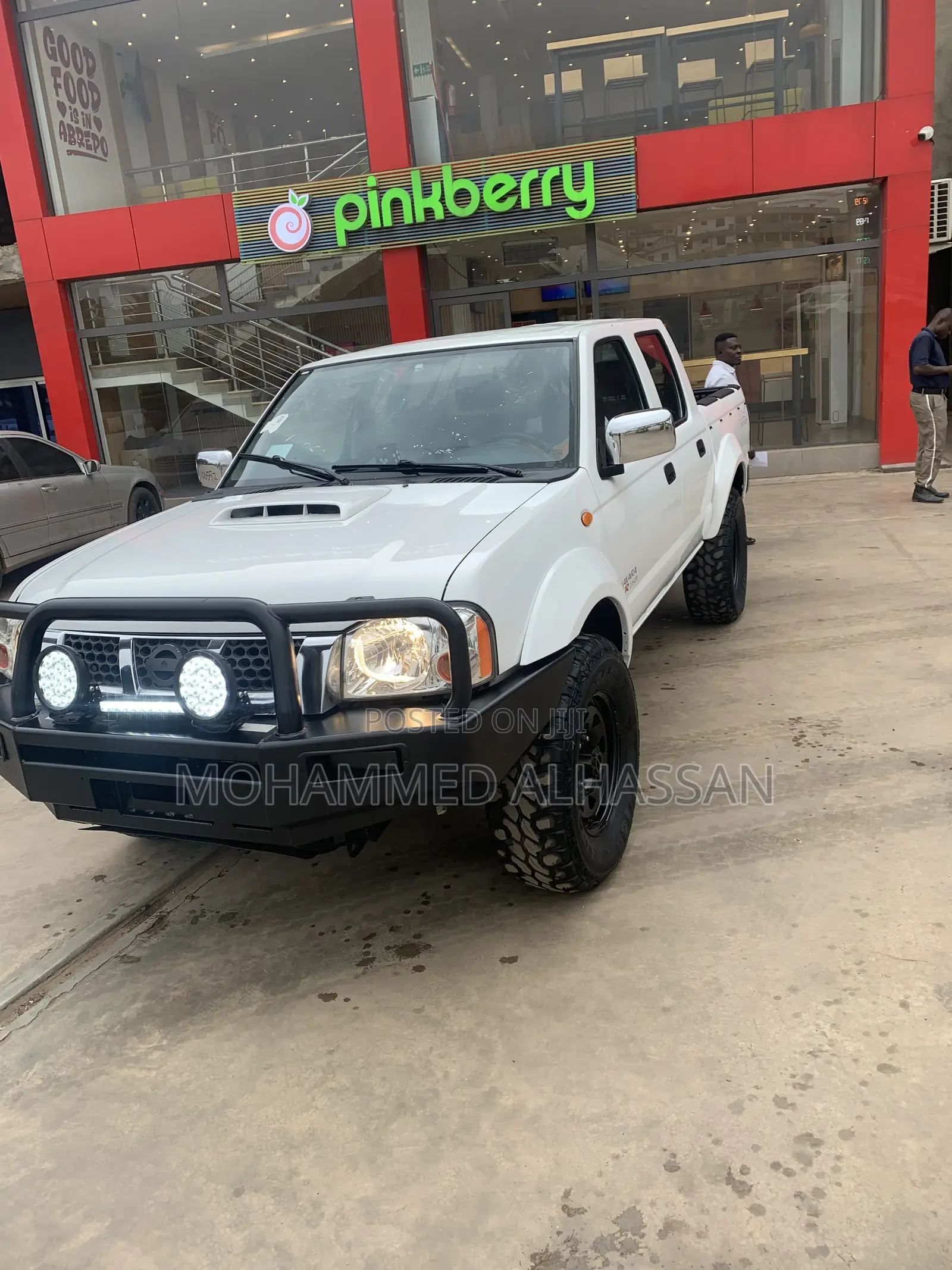 Nissan Hardbody 2015 White