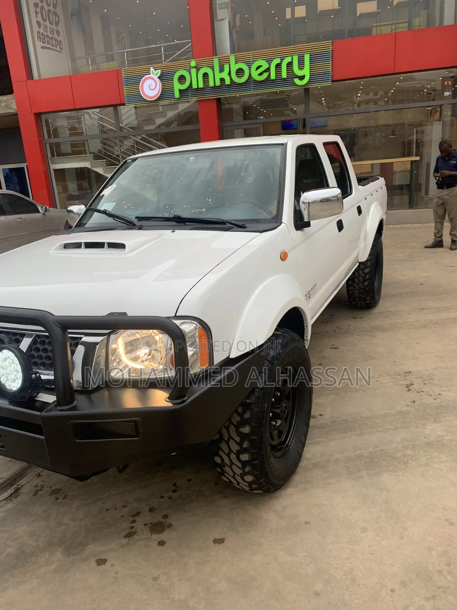 Nissan Hardbody 2015 White