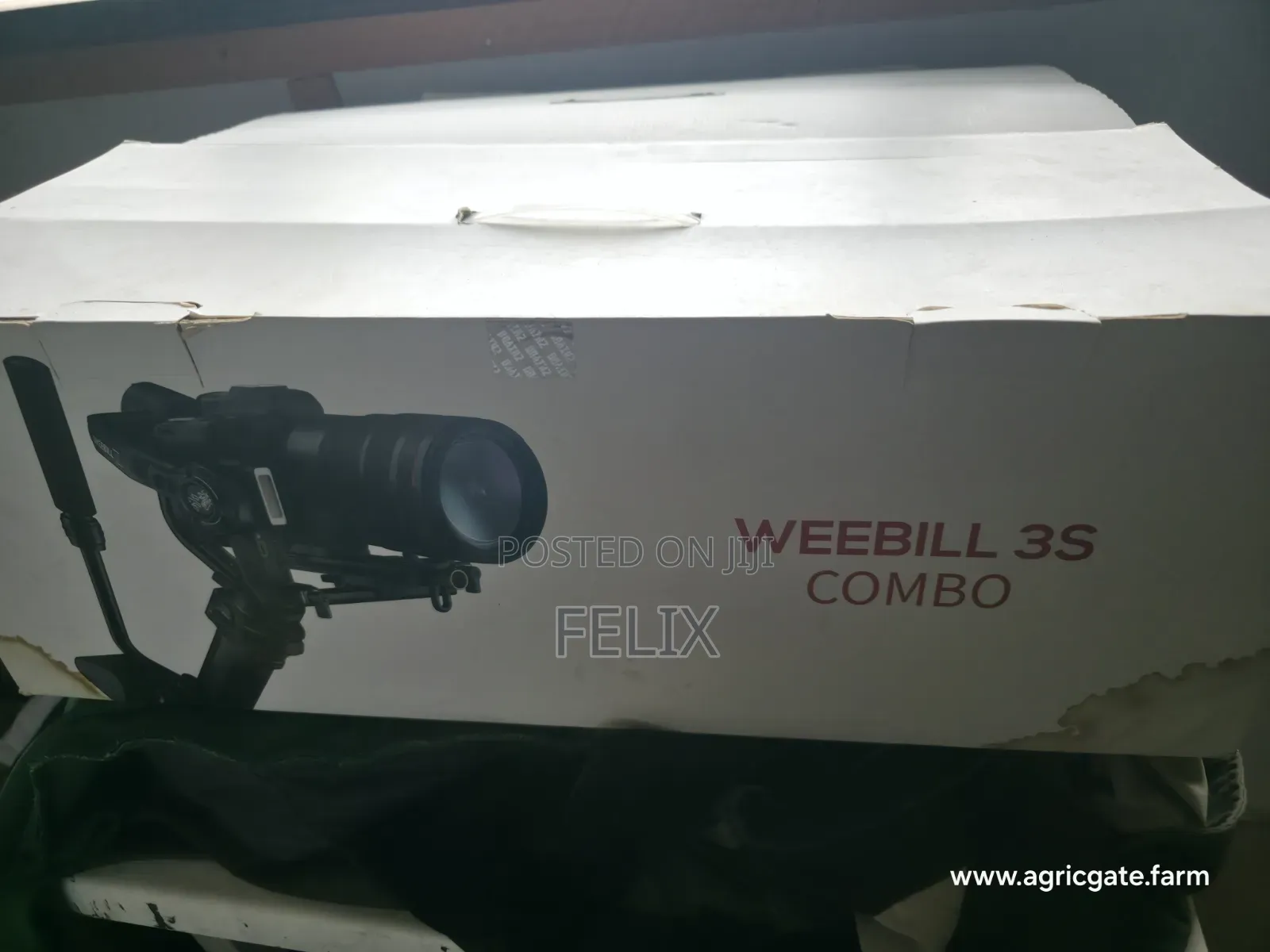 Camera Sony ZV E10 With a Brand New Gimbal for Sale