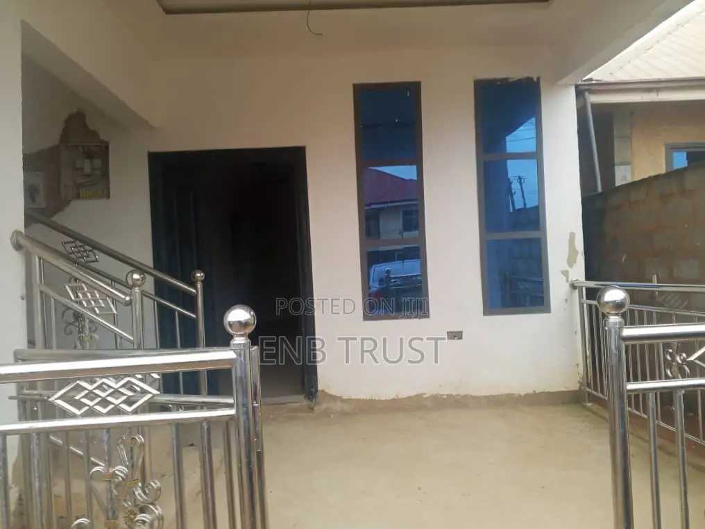 4bdrm Duplex in Odumase, Pokuase for sale