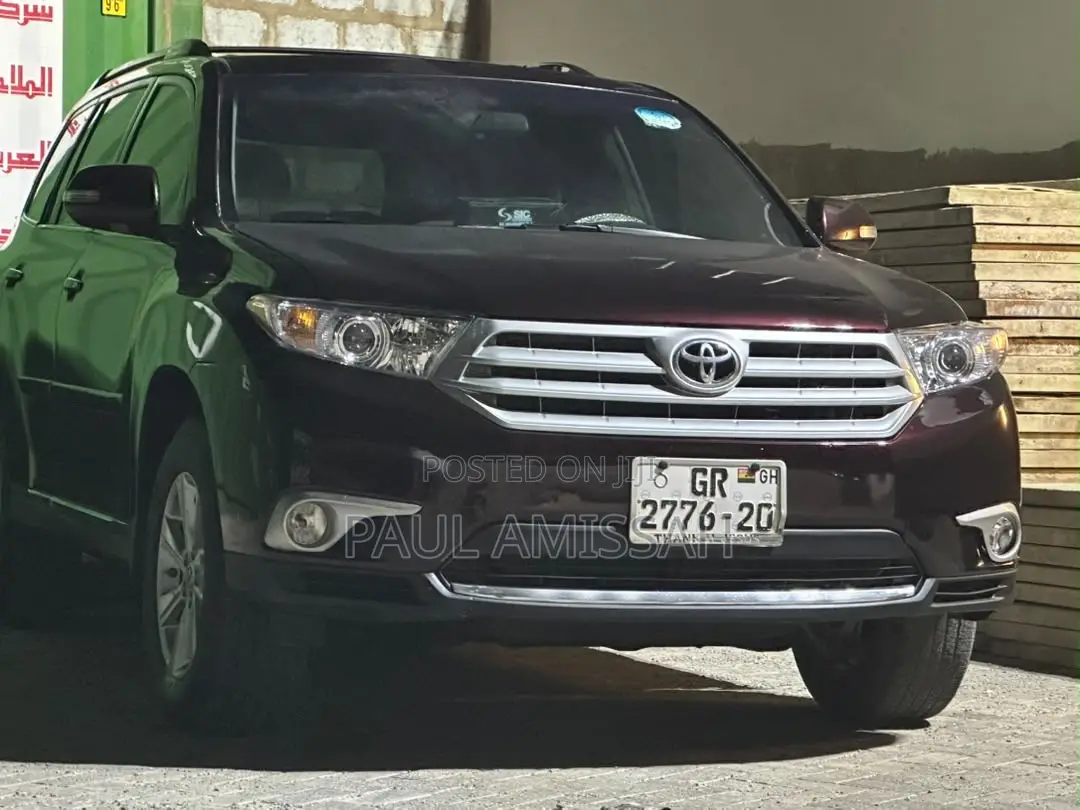 Toyota Highlander 2012 Brown