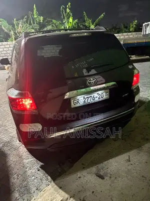 Toyota Highlander 2012 Brown