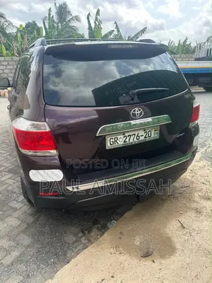 Toyota Highlander 2012 Brown