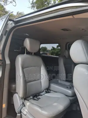 Hyundai Starex 2016 Silver