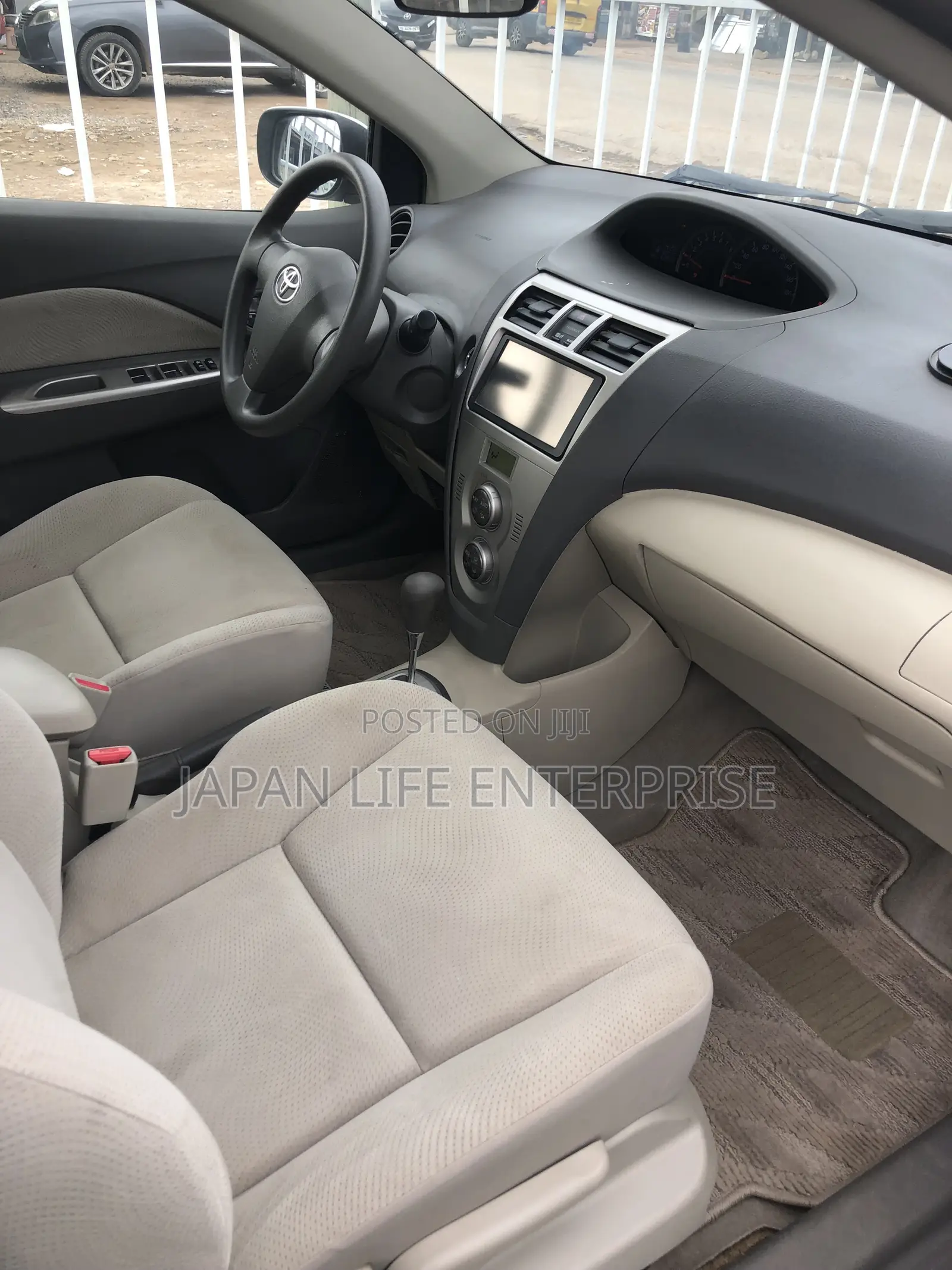 Toyota Belta 2011 Gray