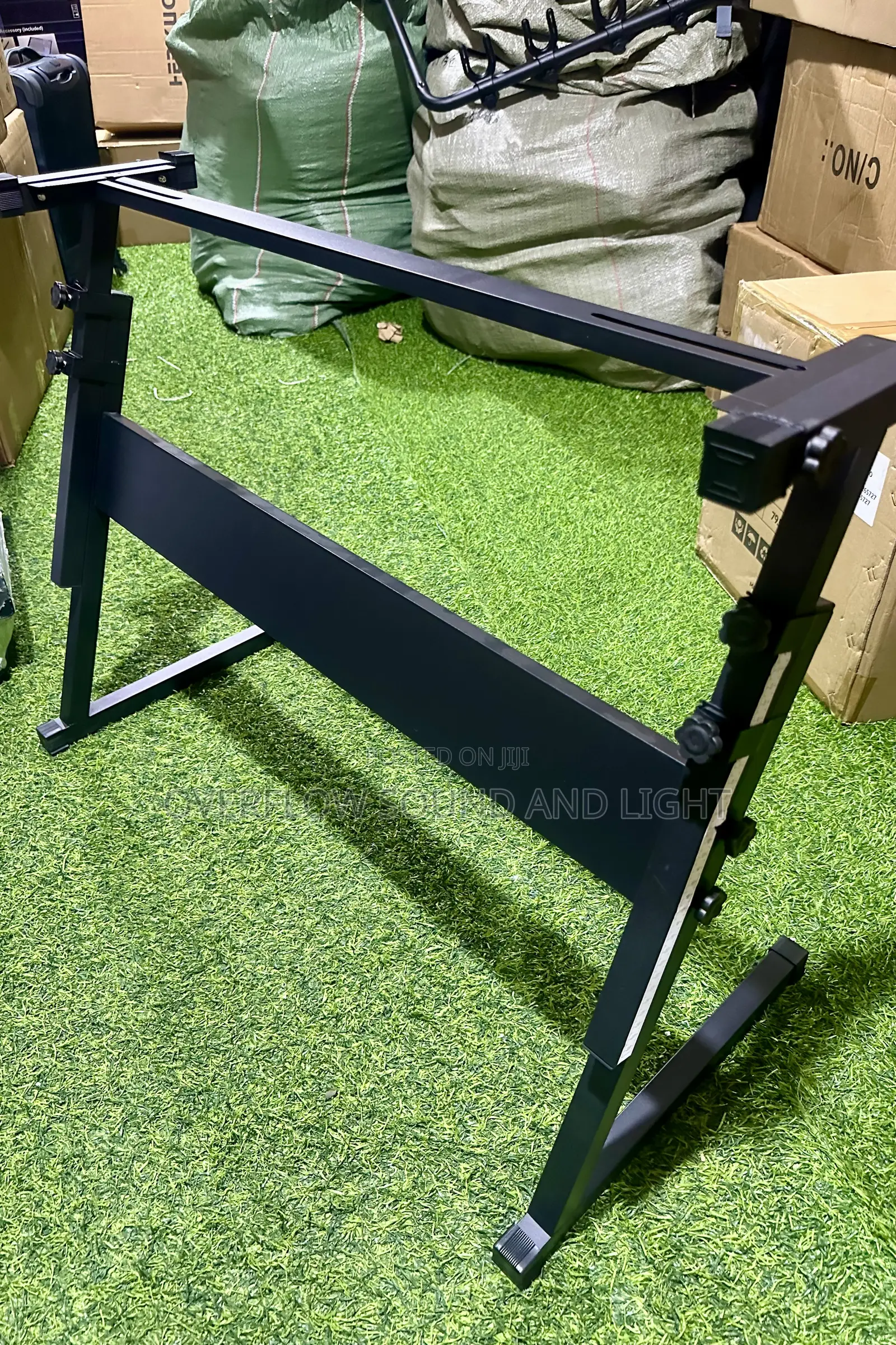 Pro-Musica Heavy Duty Z-Shape Keyboard Stand