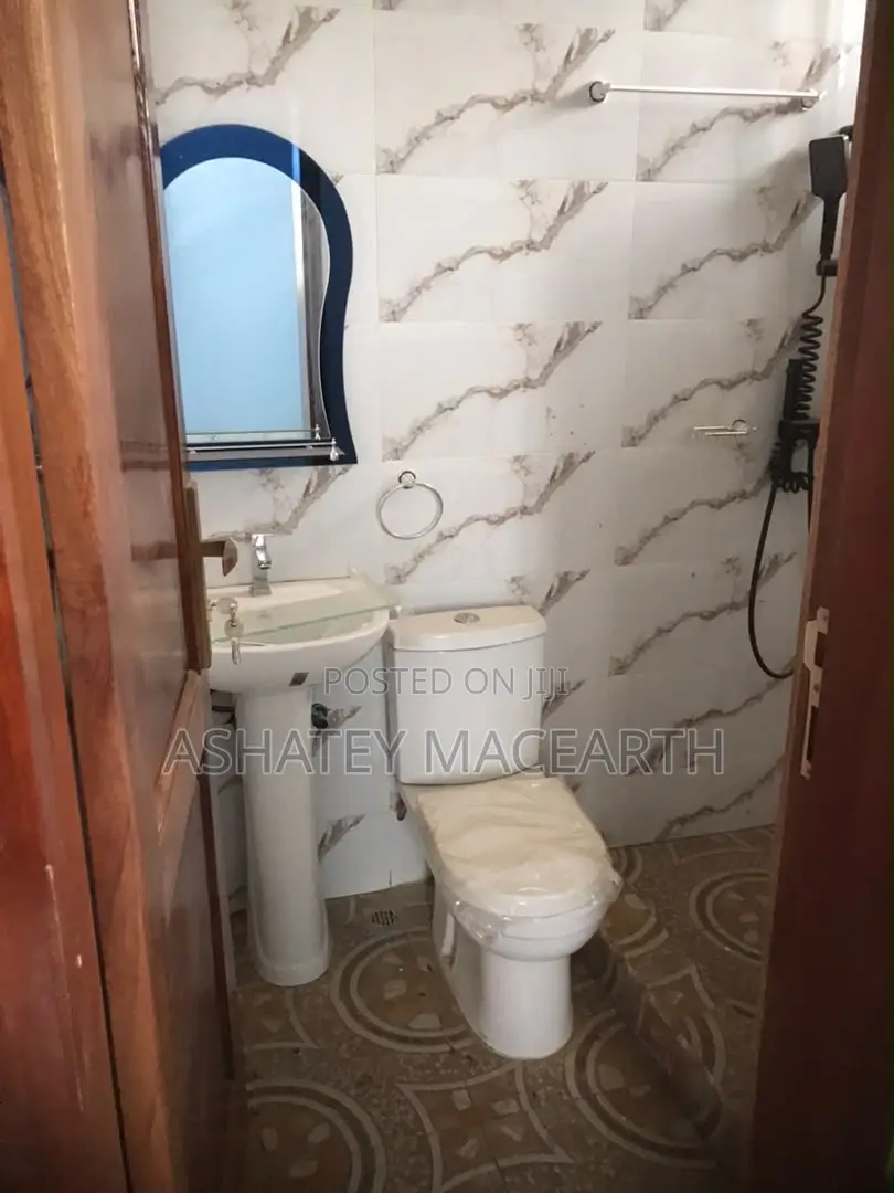 2bdrm Apartment in Hfc Estate, Community 25 for rent